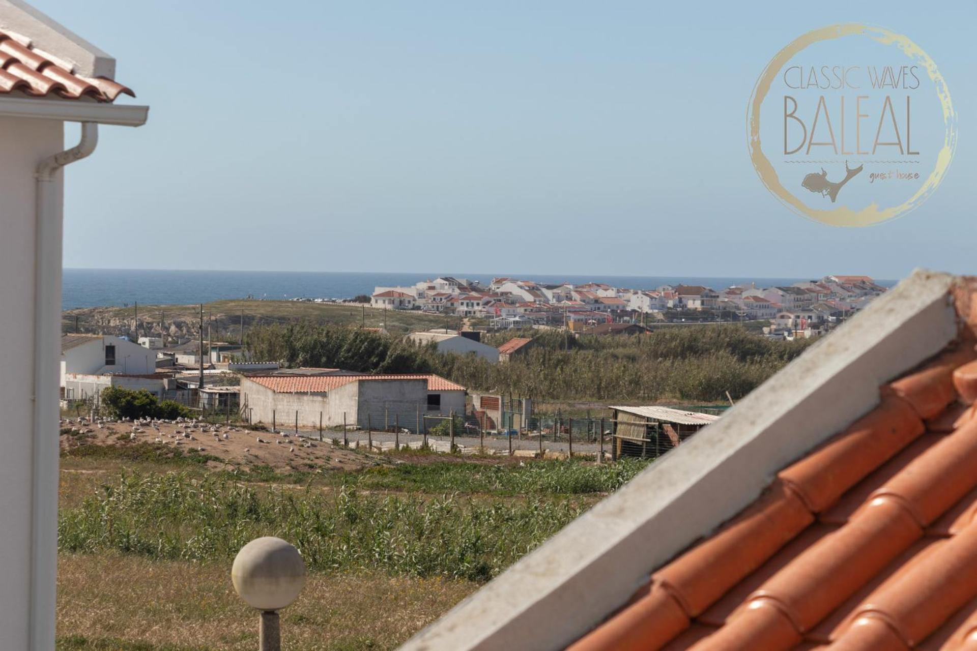 Baleal Classic Waves Guest House ภายนอก รูปภาพ